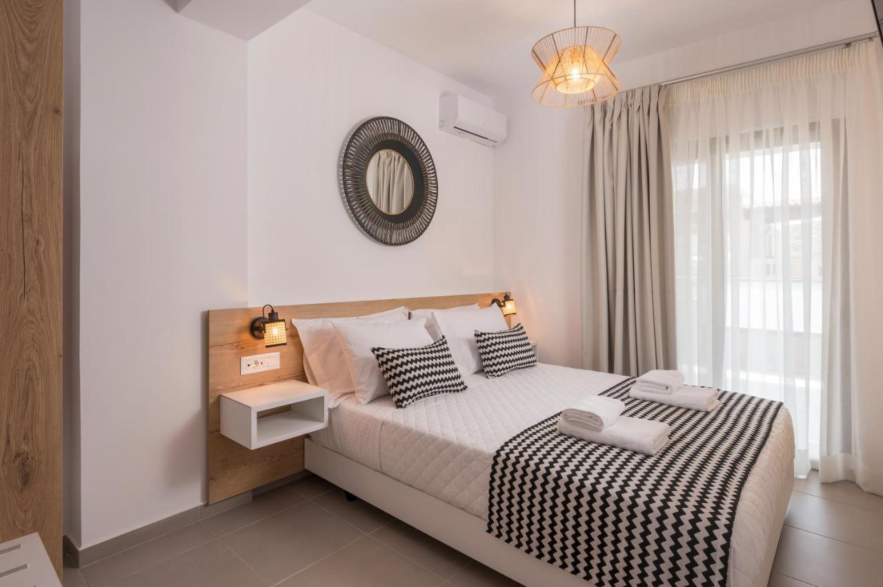 Indigo Blue Seaside Deluxe Apartments Kissamos Ngoại thất bức ảnh