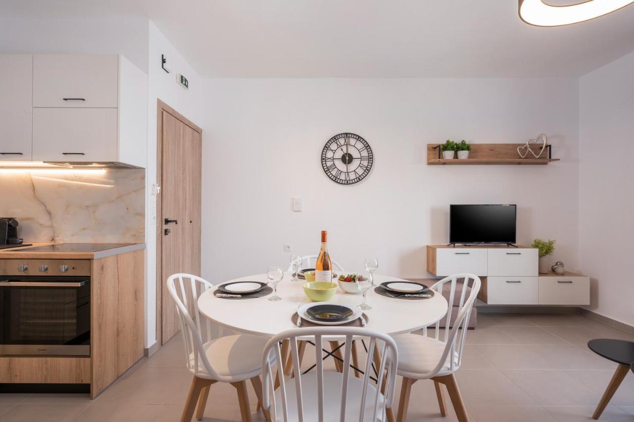 Indigo Blue Seaside Deluxe Apartments Kissamos Ngoại thất bức ảnh