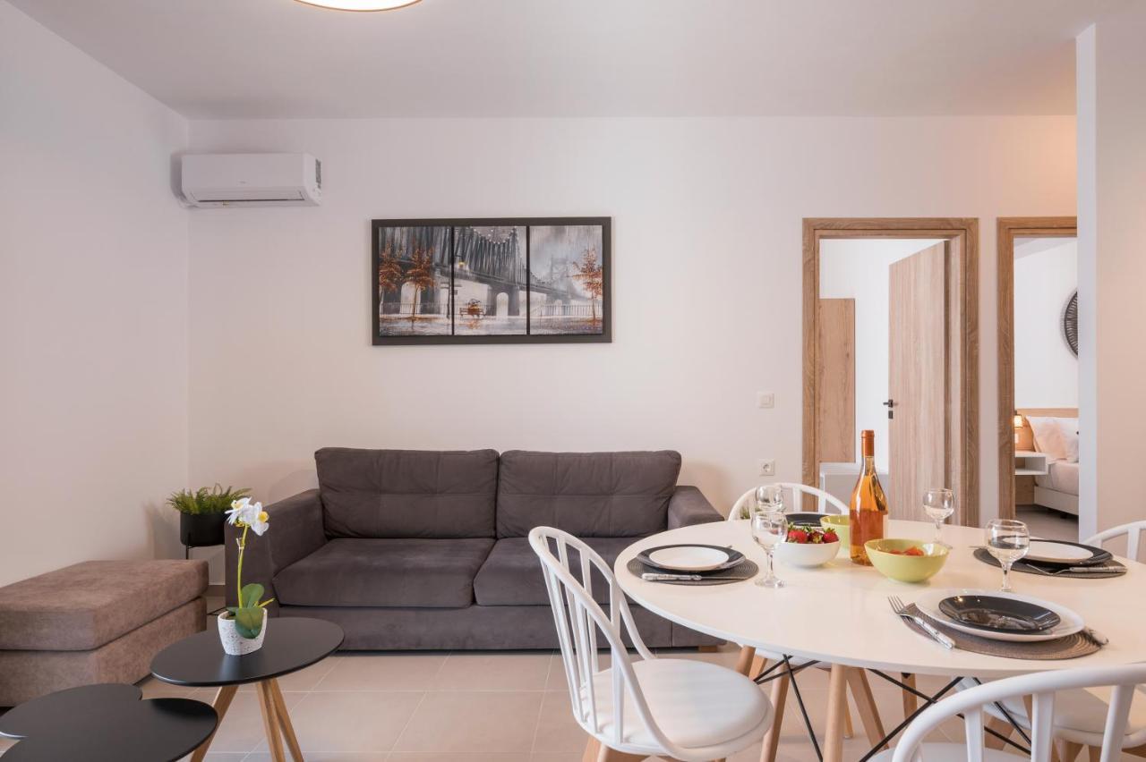 Indigo Blue Seaside Deluxe Apartments Kissamos Ngoại thất bức ảnh