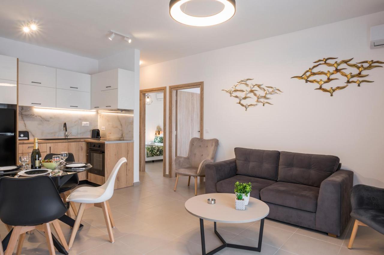Indigo Blue Seaside Deluxe Apartments Kissamos Ngoại thất bức ảnh