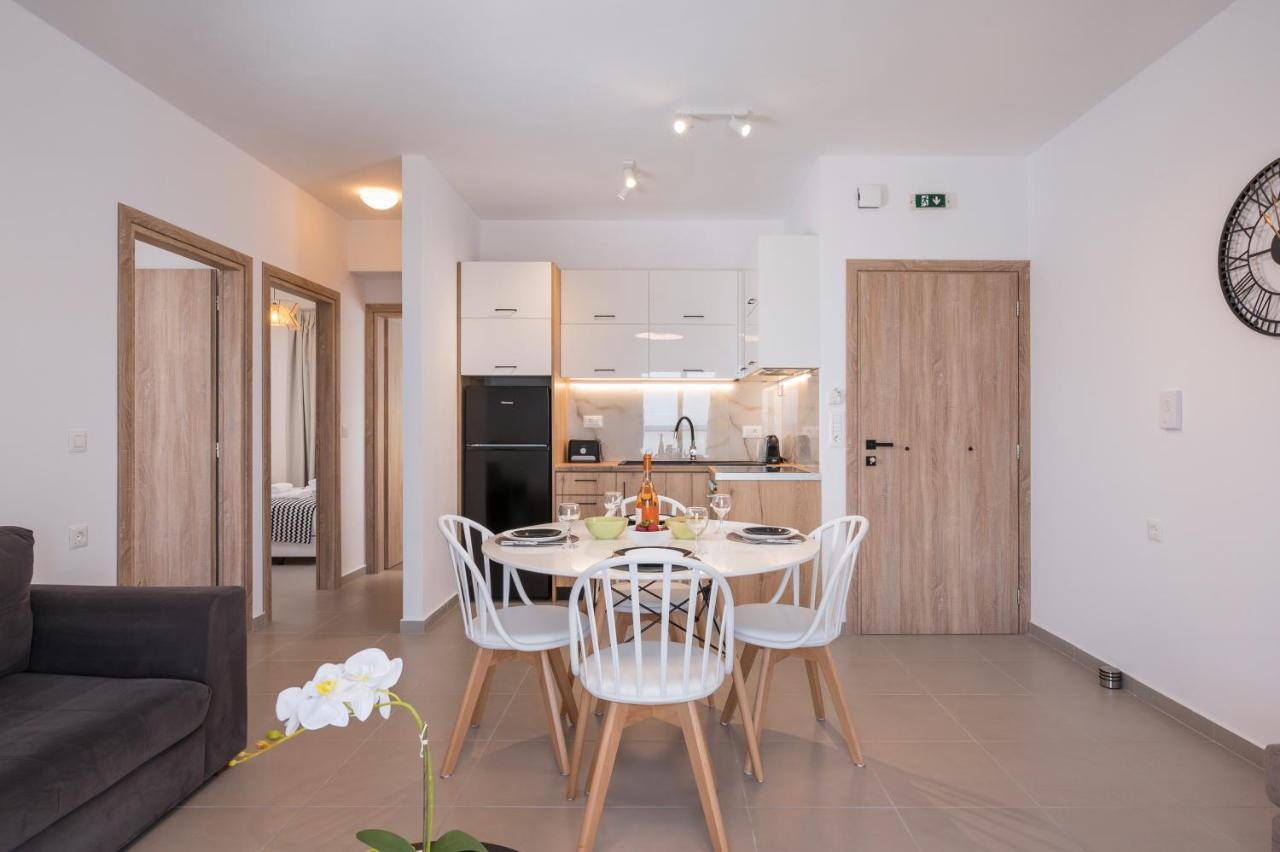 Indigo Blue Seaside Deluxe Apartments Kissamos Ngoại thất bức ảnh