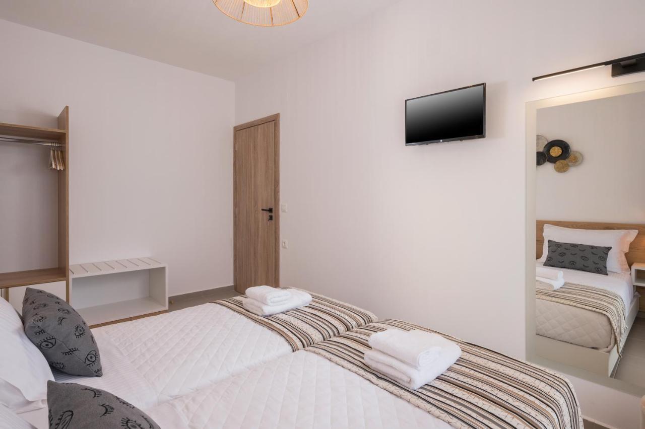 Indigo Blue Seaside Deluxe Apartments Kissamos Ngoại thất bức ảnh