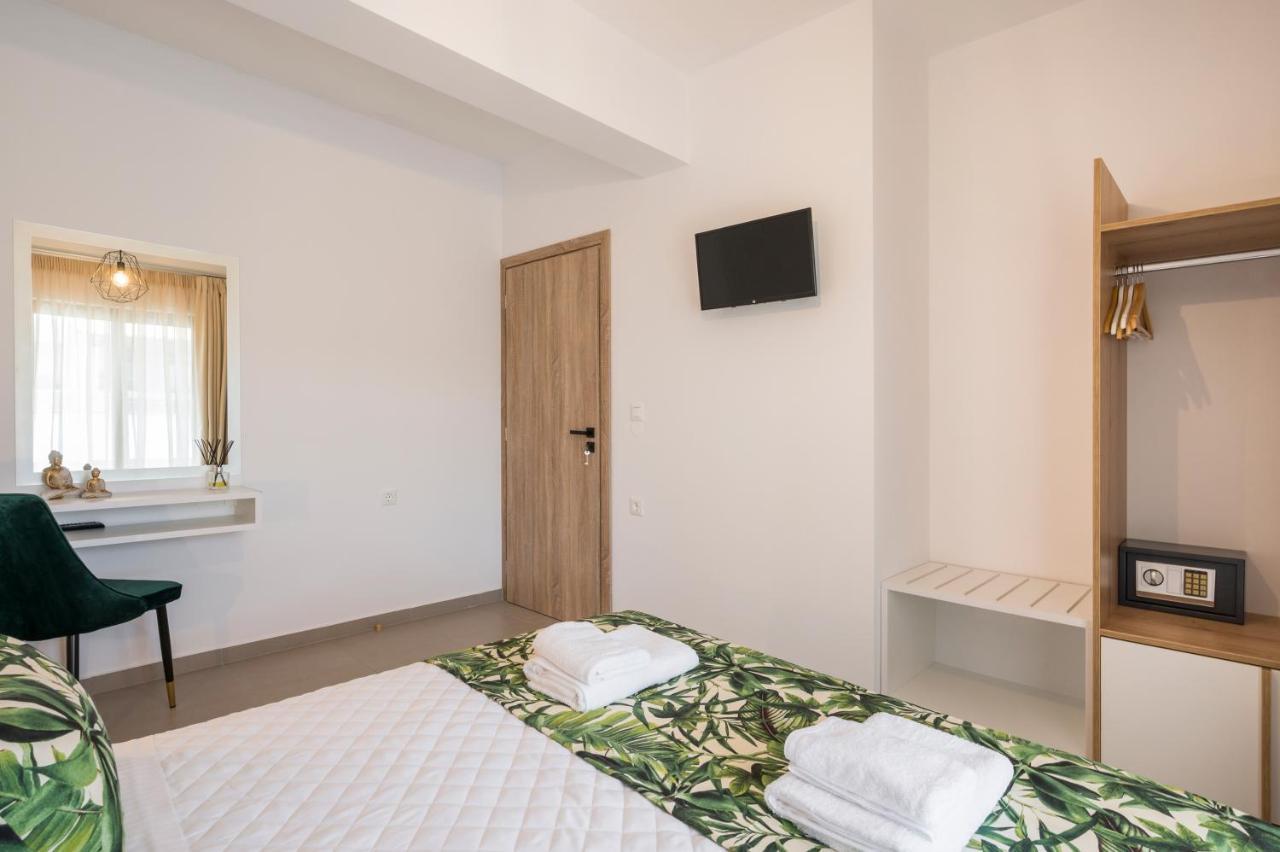 Indigo Blue Seaside Deluxe Apartments Kissamos Ngoại thất bức ảnh