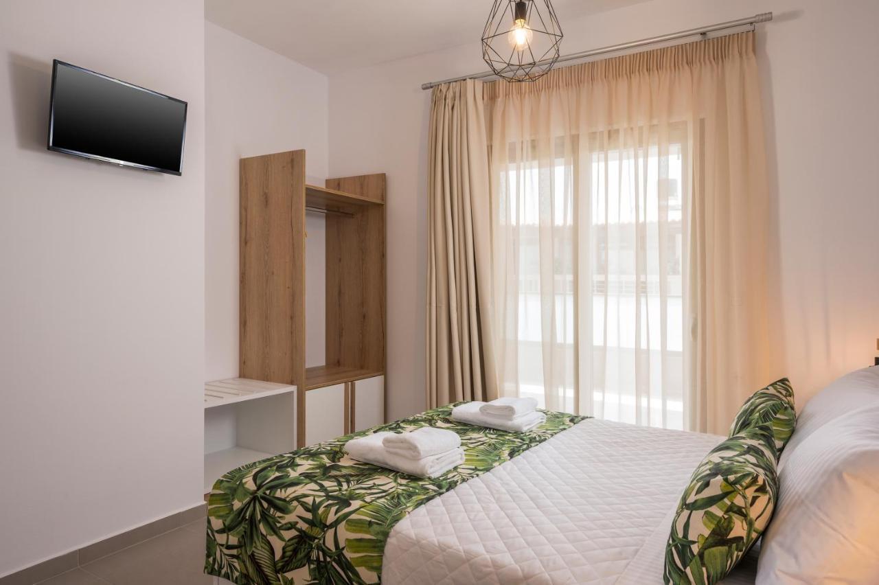 Indigo Blue Seaside Deluxe Apartments Kissamos Ngoại thất bức ảnh